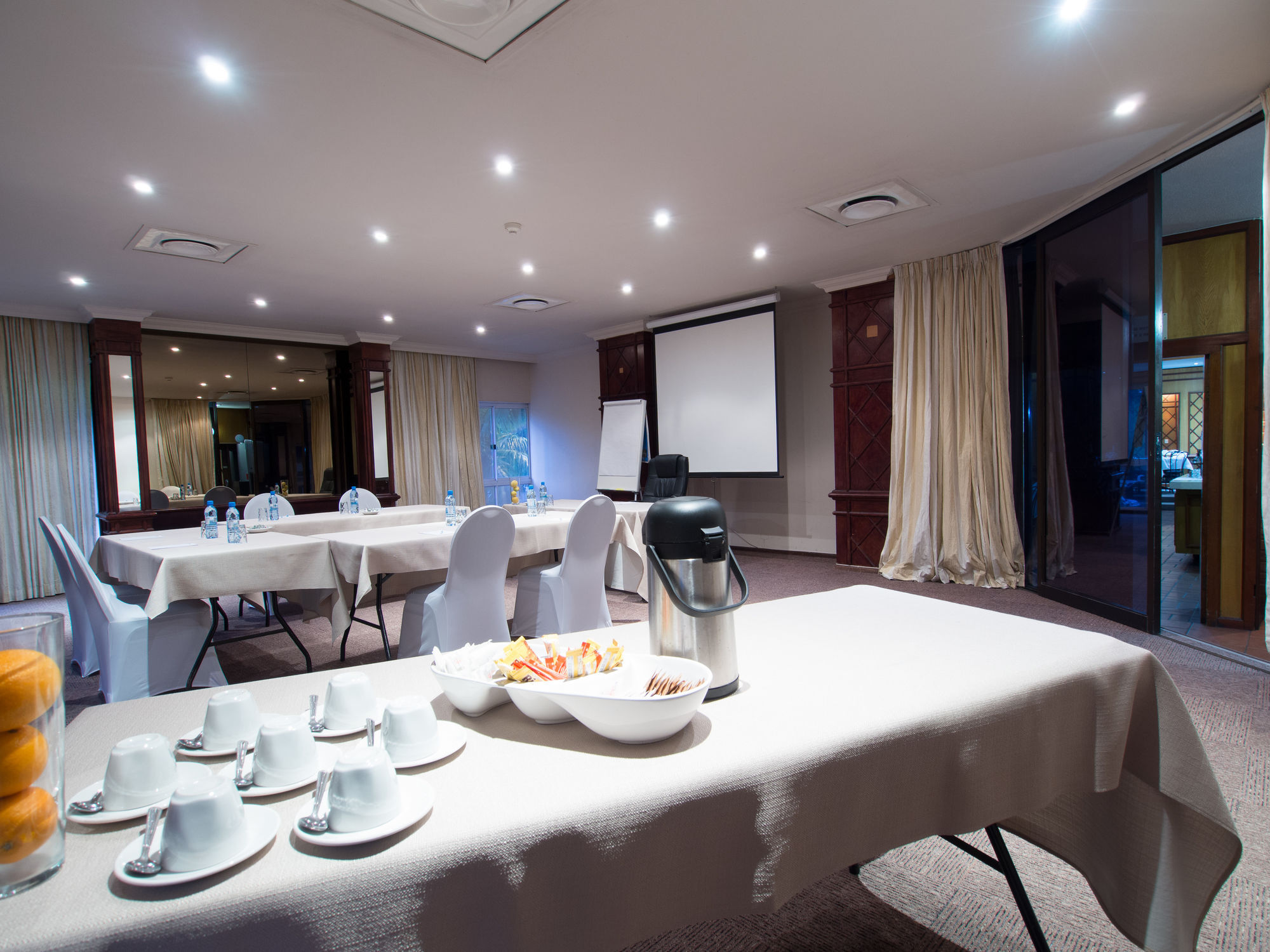 Albany Hotel Durban Exterior photo